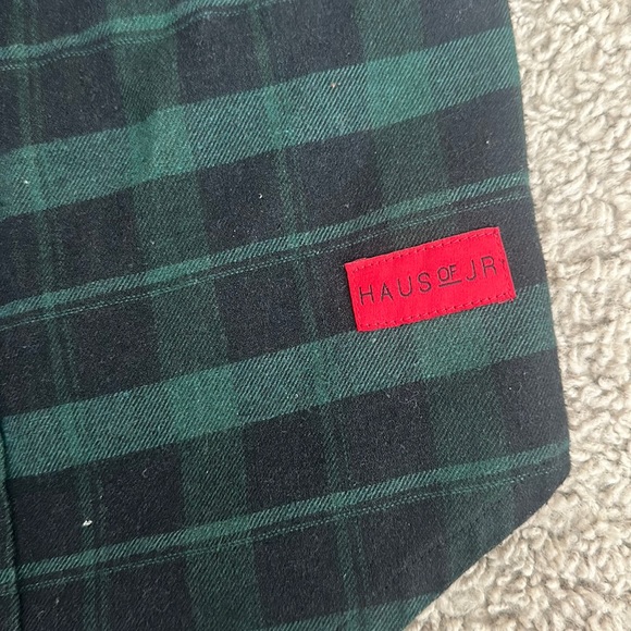 HAUS OF JR - Button Down Hooded Flannel Size 5-6T - Picture 2 of 4